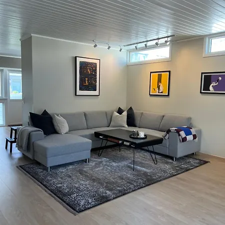 Ons 2024-house For Rent 200 Meters From Venue 아파트 *